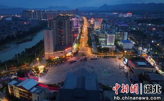 荆楚风韵与时代脉搏，湖北历史文化与现代发展的和谐交响