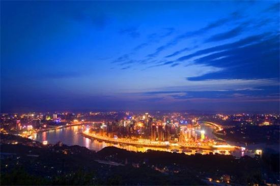 山城魅力解码，重庆文化传承与城市发展探析